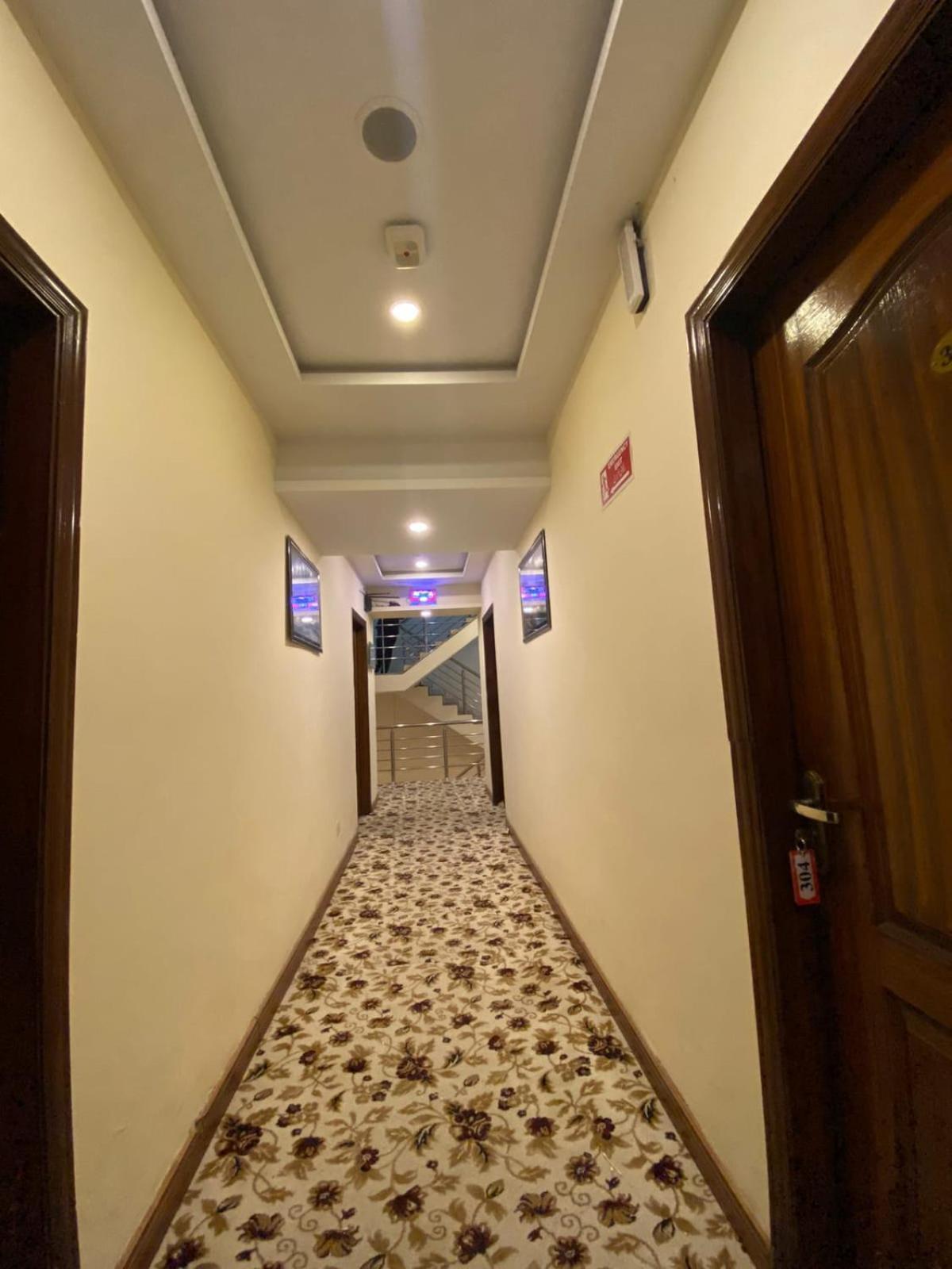 Diplomat Hotel Islamabad Exterior foto